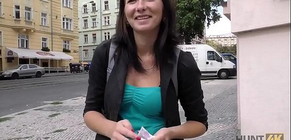  HUNT4K. Denisse comes to Prague to have fun but not for boring museums
